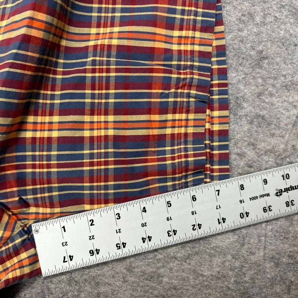 Abercrombie & Fitch Men's Chino Shorts Size 12 Mid Rise Multi-Color Plaid Casual